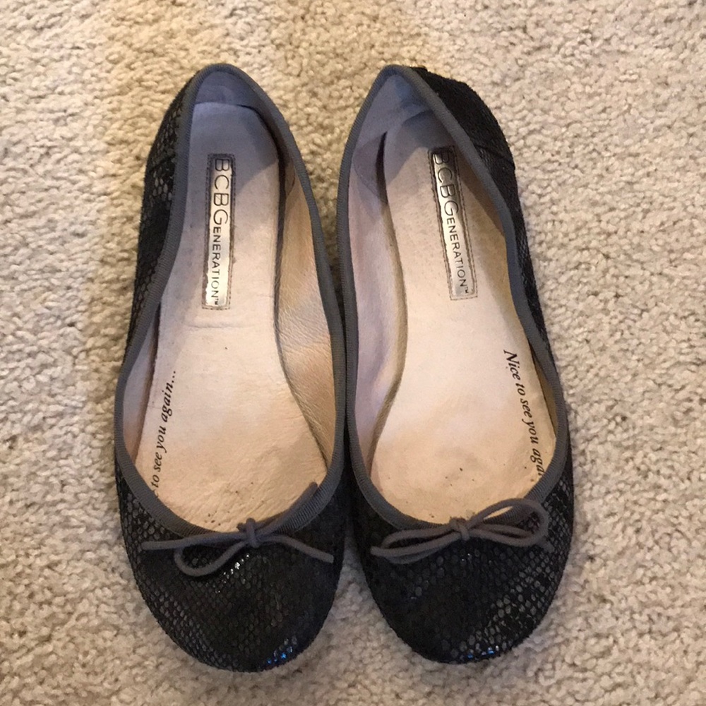 Bcbg flats